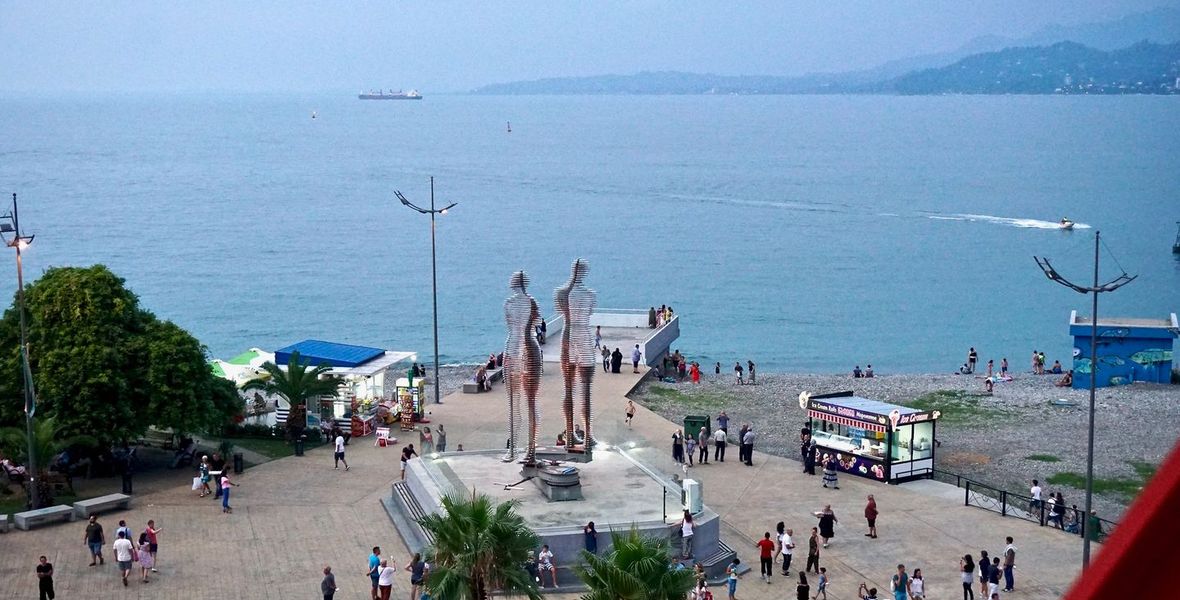 Ali & Nino Statue, Batumi