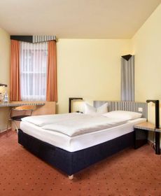TRYP by Wyndham Halle