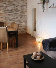 Zentralgelegene 4-Raum Ferienwohnung Bis 8 Pers.