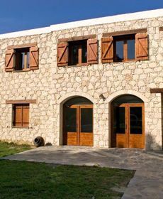 Demetriou Paradisos Hills Hotel