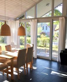 E 6 - Ebenerdiges, Stilvolles Ferienhaus in Der Natur in Röbel