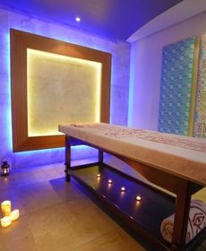 Albatros White Beach