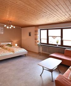 Holiday Home on the First Floor with Private Entrance And Large Garden