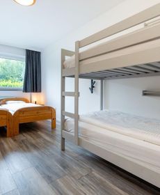 Child-Friendly Apartment in Zell Am See Near Lake