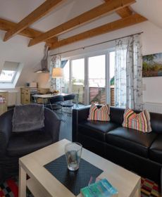 U 7 Og - Mueritzfreude Ferienwohnung Mit Balkon in Seenaehe