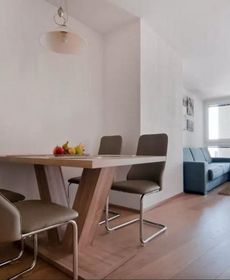 Cosy Apartment in the Viennese Gasometer