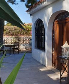 Alicante Sunbeach Chalet