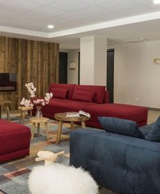 Comfortably Furnished Apartment in An Attractive Town