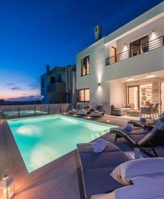 Villa Ana,Luxury Wellness Villa with Heated Pool And Jacuzzi