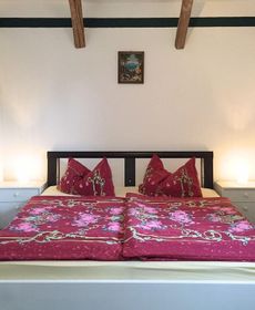 Holiday Home Directly Along the Edge of the Forest, Sauna And Modern F