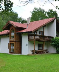 Modern Holiday Home in Bischofsmais with Balcony