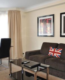 Marlyn Lodge – City of London