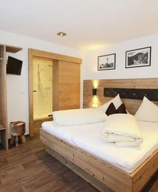 Luxurious Apartment in See Near Ski Area