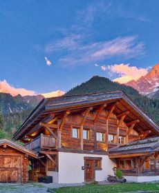 Chalet Anchorage