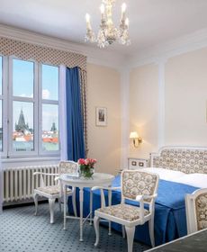 Hotel Ambassador Zlata Husa