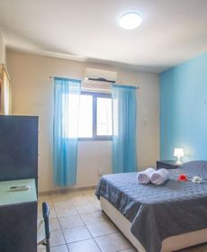 Laura'S Napa Central Apartment