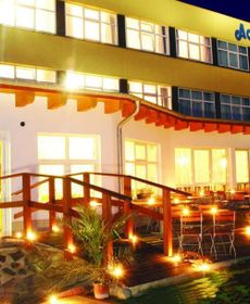 Aara Hotel