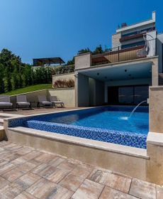Villa Altavista, Opatija - Seaview & Relax with Heated Pool And Privat