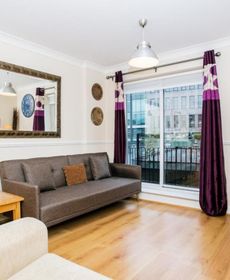 1-Bed Apartment on the Riverbank Near St Paul'S
