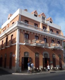 Café Royal Suites