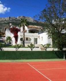 Villa with Tennis Court