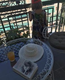 Elegant Apartment Next To Transportation Hub (A)