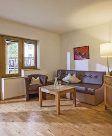 Modern Apartment in Kaltenbach with View of Zillertal Alps