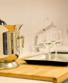 Apartment with 4 Bedrooms in Lisboa, with Wonderful City View, Furnish