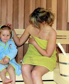 Idylle Unterm Reet - Reetdachhäuser Am Walde