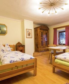 Spacious Cottage Near Ski Area in Sankt Johann Im Pongau