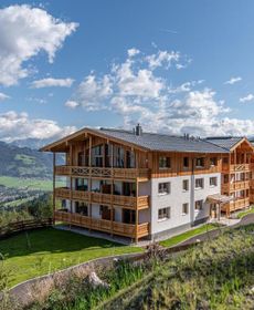 Skylodge Alpine Homes
