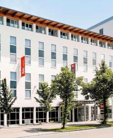 Ibis Muenchen Garching Hotel