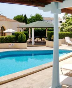 Son Tretze (Adults only)