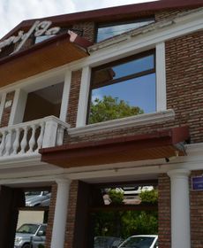 Hotel in the Middle of City