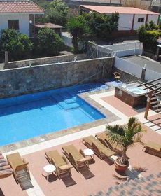 La Aldea Suites