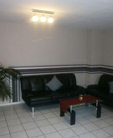 Modern Holiday Apartment with Large Garden, 500 M Away From the River