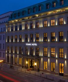 TITANIC Gendarmenmarkt Berlin