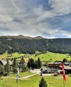 Chalet-Hotel Larix