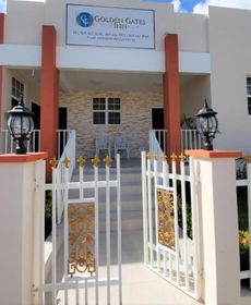 Golden Gates Inn