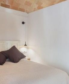 Cal Nou 9 - Only Adults (Adults only)