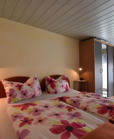 Gorgeous Holiday Home in Lütten Klein Near the Sea