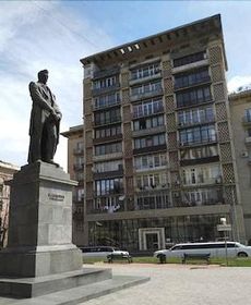 Apartment on Dimitri Uznaze