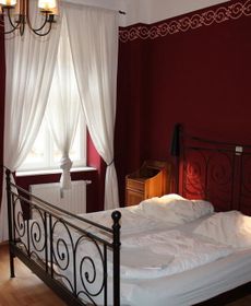 hostel louise