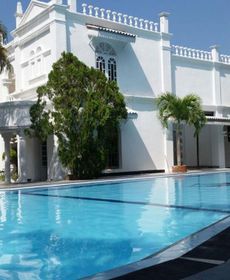 Bougainvilla Hotel