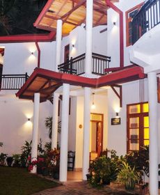 Arya Kandy Boutique Hotel