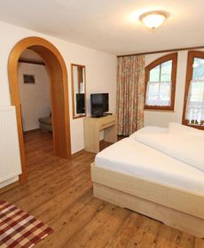 Spacious Apartment Near Ski Bus Stop in Zell Am Ziller