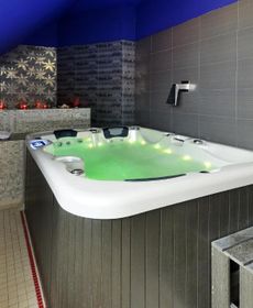Wellness Penzion Kroměříž - Zlobice