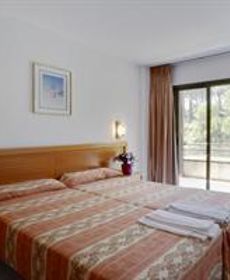 Golf Beach Aparthotel_Village