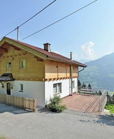 Modern Chalet in Aschau Im Zillertal Near Ski Slopes
