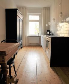 Schöner Wohnen Im Denkmal - Großzügig Geschnitten, Kostenfreies Wlan